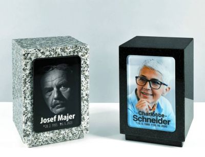 urna con fotografía de vidrio para exterior